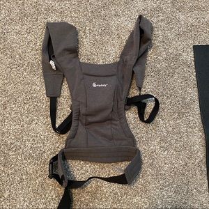 Ergobaby Embrace